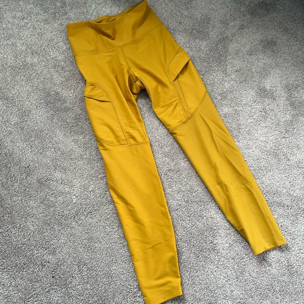 Cargo Running Leggings | Old Navy
